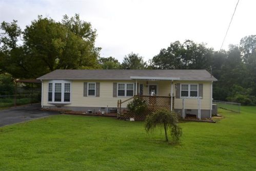 1020 Emerson St, Manchester, TN 37355-2014