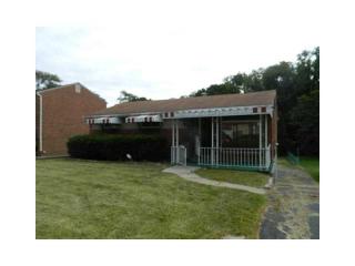11373 Azalea Dr, Pittsburgh, PA 15235-1823