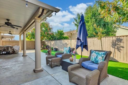 12311 El Portal Way, Rancho Cordova CA  95742-7714 exterior