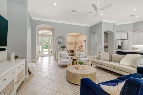 15553 Vallecas Ln, Naples, FL 34110-2829