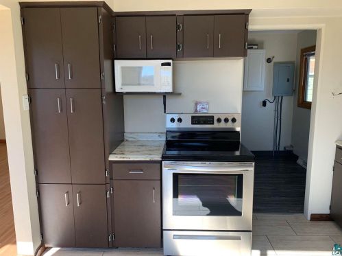 27 Deerwood St, Duluth MN  55811-3438 exterior