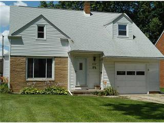 5737 Saint Clement Ct, Toledo, OH 43613-2015