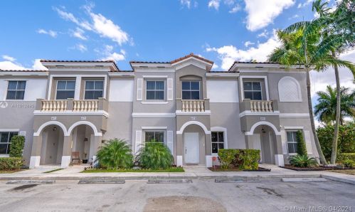 4979 140th Ter, Hollywood, FL 33027-6204