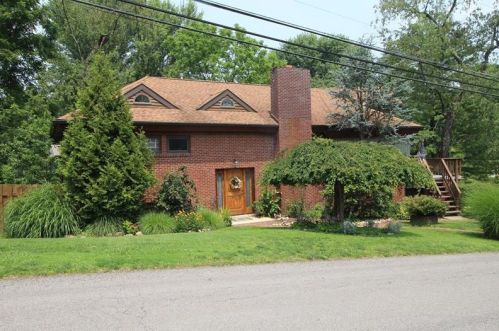 305 Bellwalt Dr, Canonsburg, PA 15317-5317