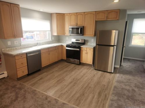 213 New Haven Ave, Milford CT  06460-4829 exterior