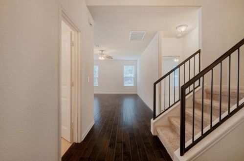 192 Santa Maria St, Georgetown TX  78628-7081 exterior