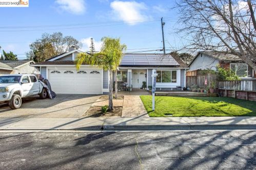 1701 Port Way, Oakley, CA 94561-1837