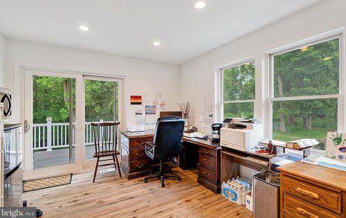 135 Marmic Dr, Southampton PA 18966-1725 exterior