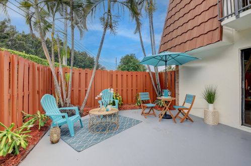 3312 Spanish Wells Dr, Delray Beach, FL 33445-5413