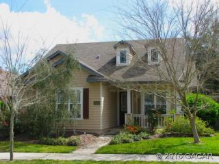 7463 80th Dr, Gainesville, FL 32608-9401