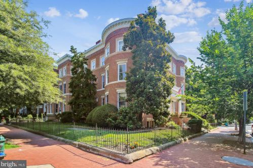 107 12th St, Washington, DC 20003-1414