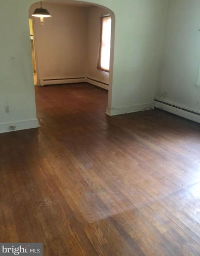 1530 Little Creek Rd, Dover, DE 19901-4704