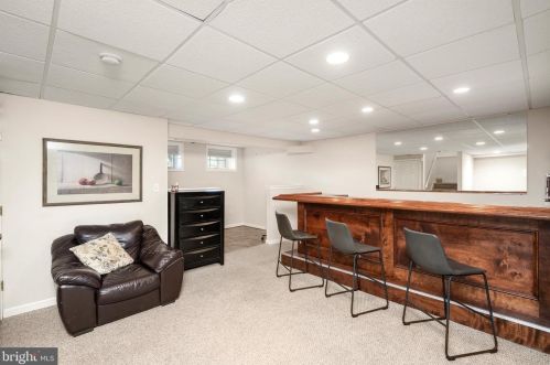 152 Burnet Cres, Trenton NJ  08691-4150 exterior