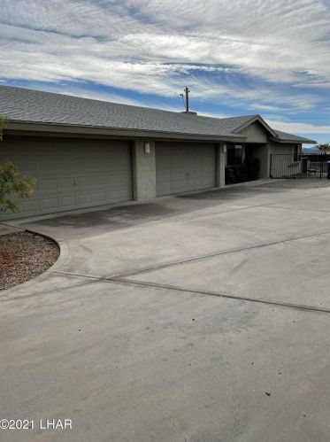 2930 Cork Ln, Lake Havasu City, AZ 86406-7024