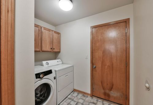 1730 Hunter Rd, Waukesha WI  53189-8233 exterior