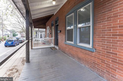 879 Queen St, Pottstown, PA 19464-6024