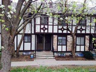 310 Mark Twain Way, Mahwah, NJ 07430-3474