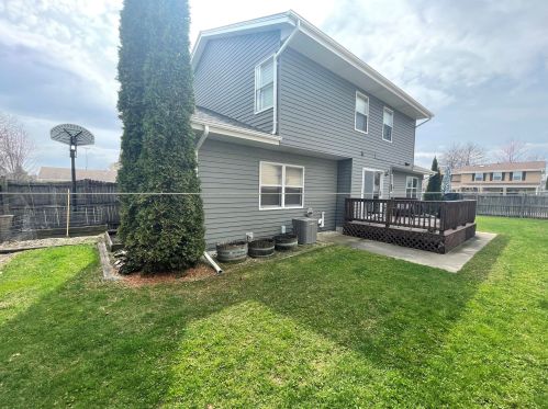 6220 82 St, Kenosha WI 53142-1865 exterior