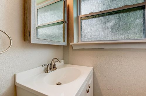 709 Pinehurst Dr, Richardson TX 75080-4113 exterior