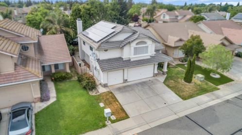8702 White Peacock Way, Elk Grove CA  95624-3701 exterior