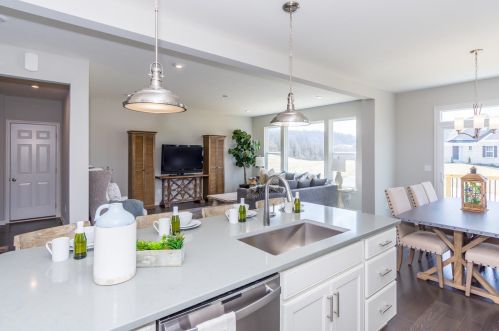 2131 Tuscanyview Dr, Covington, KY 41017-8156