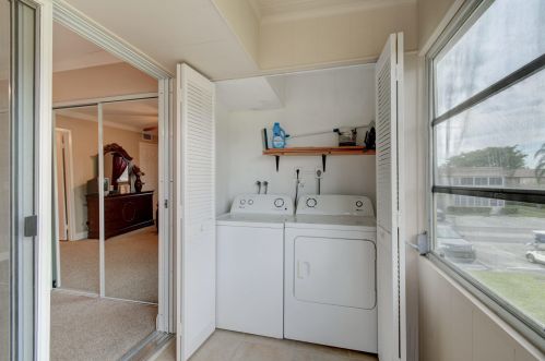 239 Saxony, Delray Beach FL  33446-1842 exterior