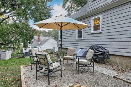 16 Cormier Rd, Lincoln RI  02865-3104 exterior