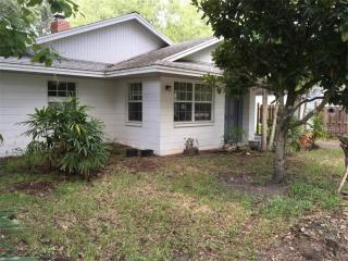 3626 Almeria Ave, Sarasota, FL 34239-5947
