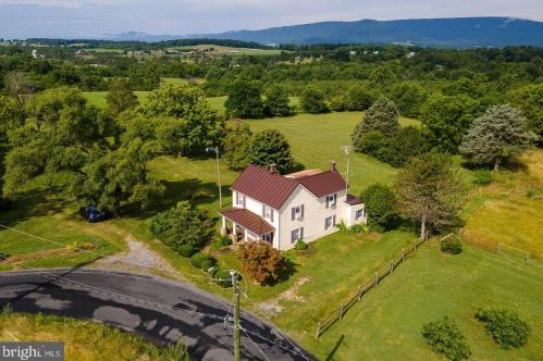 1628 Oak Leaf Rd, Richmond National Battlefiel, VA 22835-5138