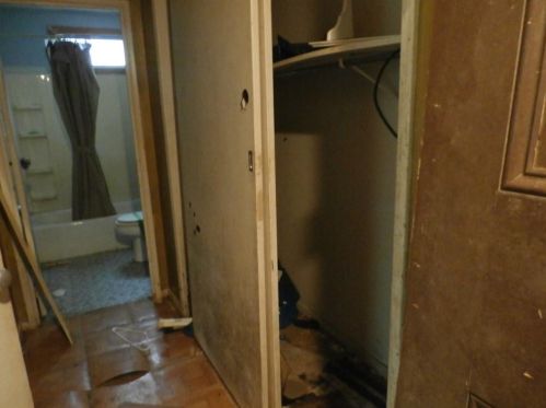 30 Paige Dr, Coventry RI 02816-8931 exterior