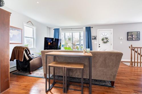 7 Xenia Rd, Patterson NY  12563-1812 exterior