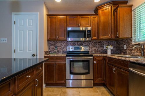 815 Stutely Pl, Miamisburg OH  45342-2025 exterior