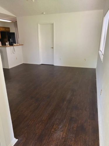 12312 Alderbrook Dr, Austin TX  78758-2440 exterior