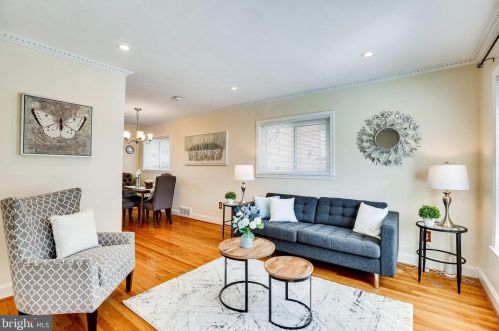 5738 Southern Ave, Washington, DC 20019-6551