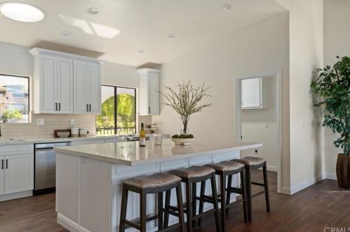 1500 Hillcrest Dr, Pismo Beach CA  93420-2215 exterior