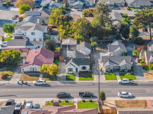 1560 Cienega Rd, Hollister CA  95023-5510 exterior