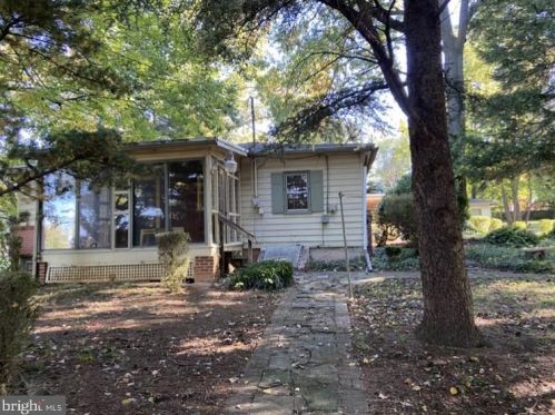 305 Earl St, Lees Cross Roads PA  17257-1204 exterior