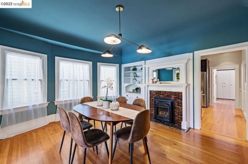 737 61st St, Oakland CA  94609-1207 exterior