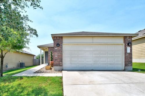 237 Pigeon Berry Pass, Creedmoor, TX 78610-2057