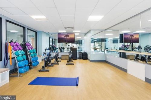 1420 Locust St, Philadelphia PA  19102-4201 exterior