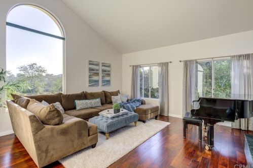 462 Mercedes Ln, Pismo Beach CA  93420-2658 exterior