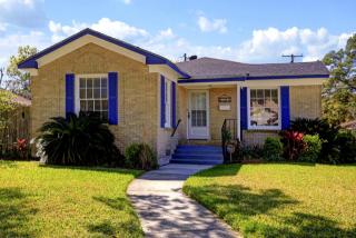 6402 Brookside Dr, Houston TX  77023-3324 exterior