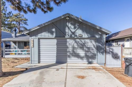 657 Valley Blvd, Big Bear City, CA 92314-9021