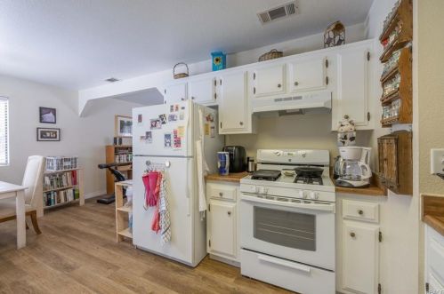 1068 Sierra Ave, Big Bear City CA  92314-9510 exterior