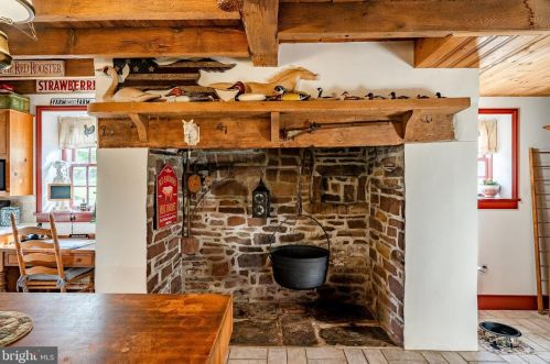 2564 Skippack Pike, Lansdale PA exterior