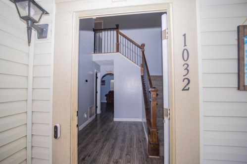1032 Legacy Ln, Pataskala OH  43062-8078 exterior