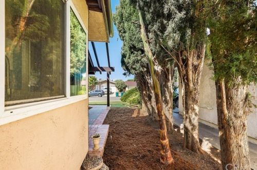 4522 Charleville Cir, Irvine CA 92604-2329 exterior