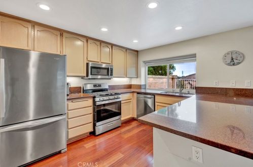 3 Regato, Trabuco Canyon CA  92688-3002 exterior