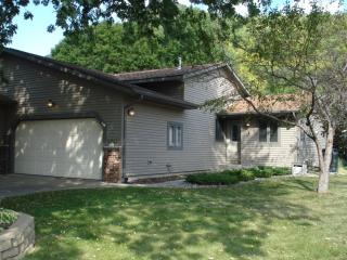 4417 Juniper St, La Crosse WI  54601-8377 exterior
