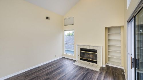 711 Portwalk Pl, Redwood City CA  94065-1811 exterior